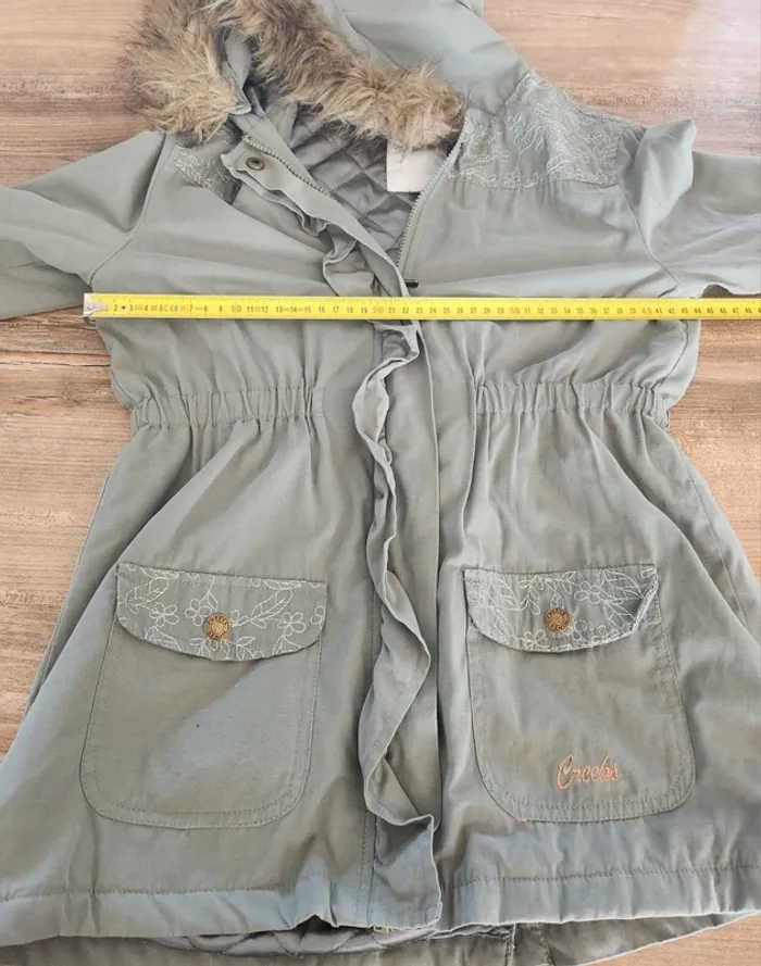 manteau capuche fourrure veste kaki vert Creeks taille 10 ans excellent état - photo numéro 5
