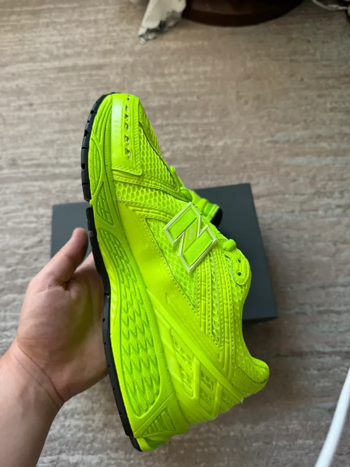 New Balance 1906R Neon Green - photo numéro 6