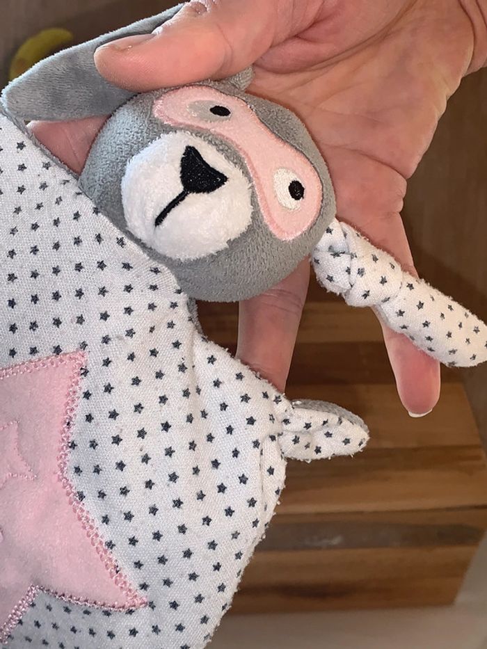 IKK06 doudou lapin 🐰 IKKS - photo numéro 3