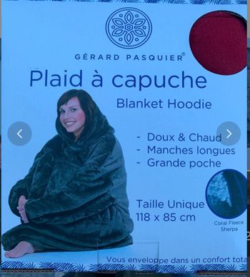 Plaid à capuche