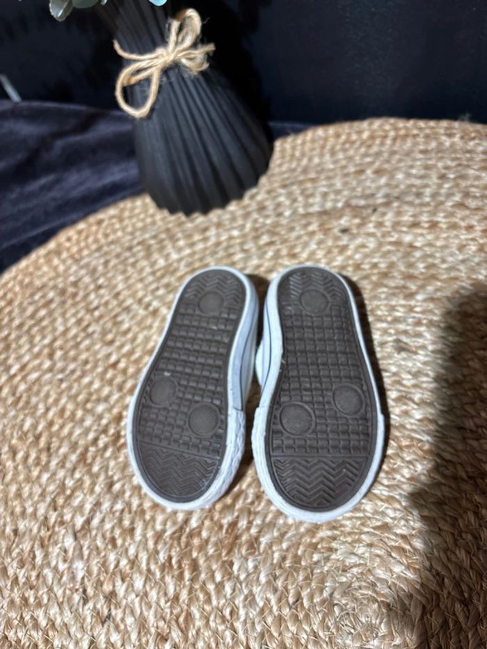 Basket en toile pointure 21 - photo numéro 4