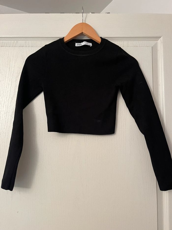 CROP top,manche longue Zara noir taille s