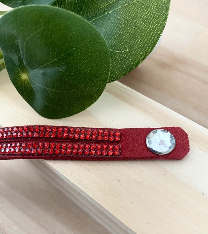 Bracelet double tour strass rouge - photo numéro 2