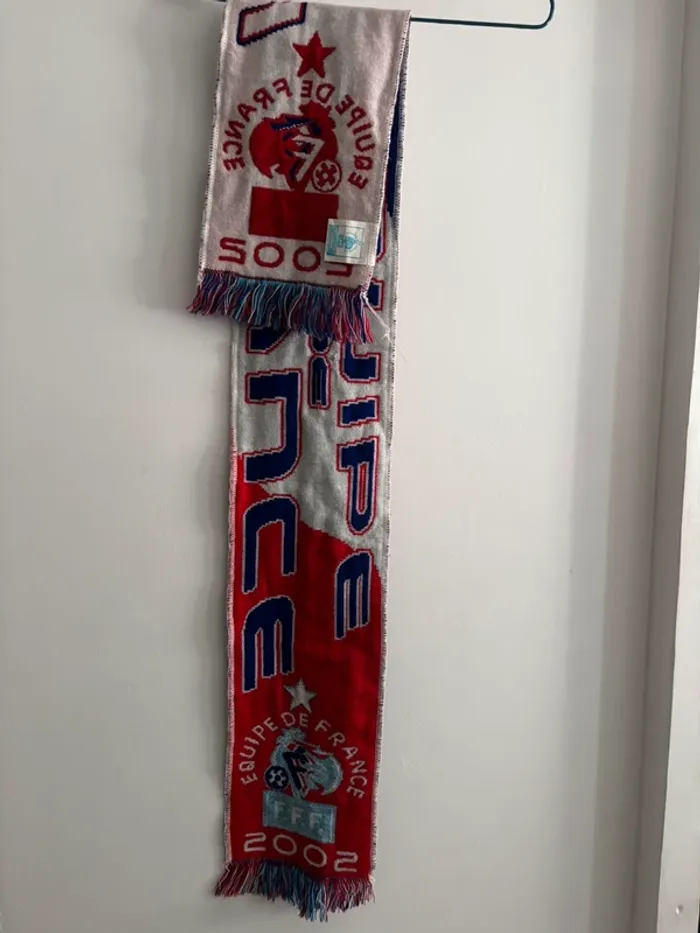 Écharpe vintage Équipe de France FFF 2002 - photo numéro 3