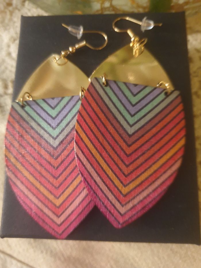 Boucles d'oreilles multicolor