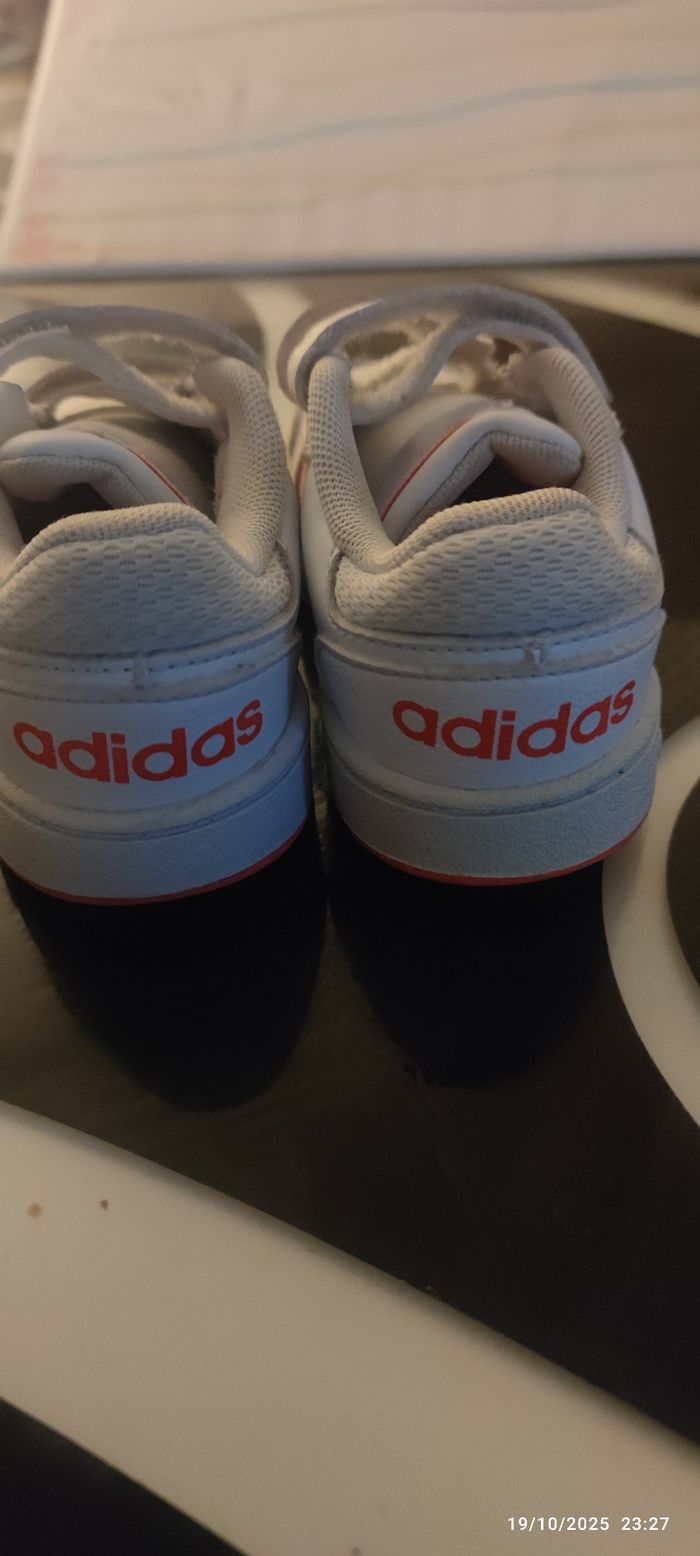 Basket adidas - photo numéro 3