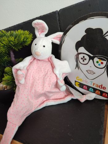 Doudou plat lapin blanc rose pois kidiliz point noeud carré DD003132