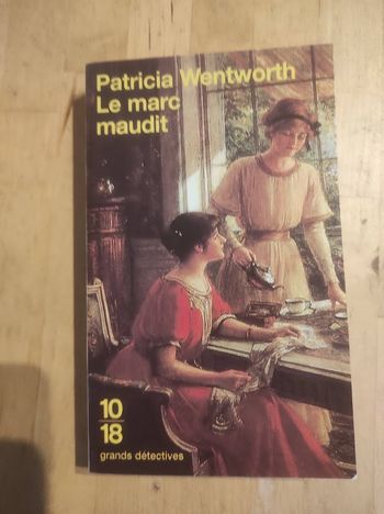 Le marc maudit Patricia Wentworth 10/18 Grands Détectives 2003