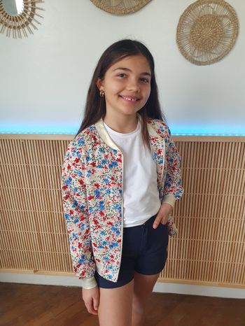 Bomber fleuri Melbourne rouge Taille 12 ans