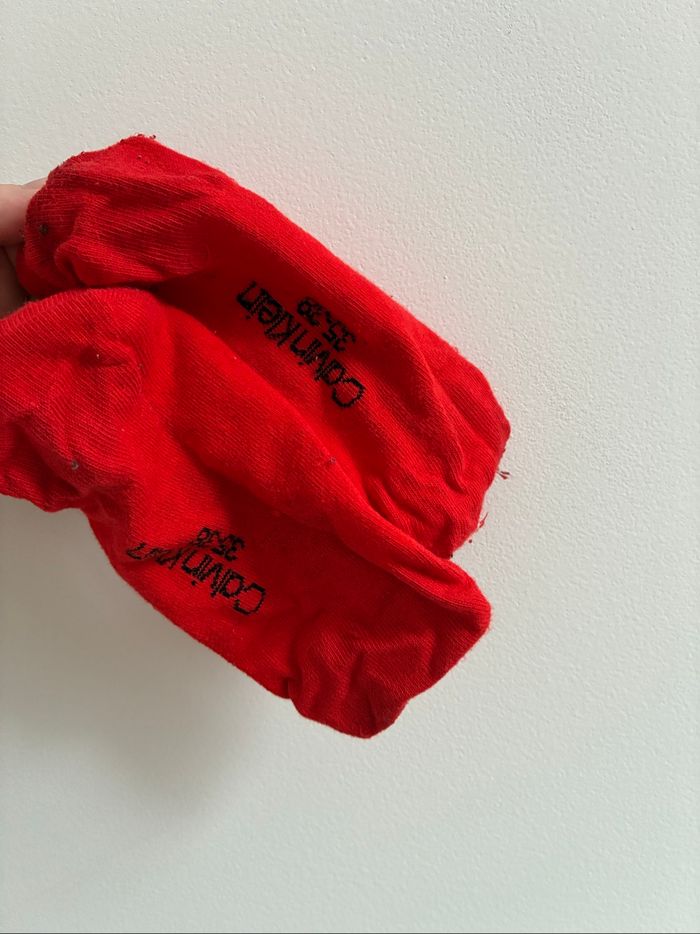 Chaussette sale - photo numéro 2