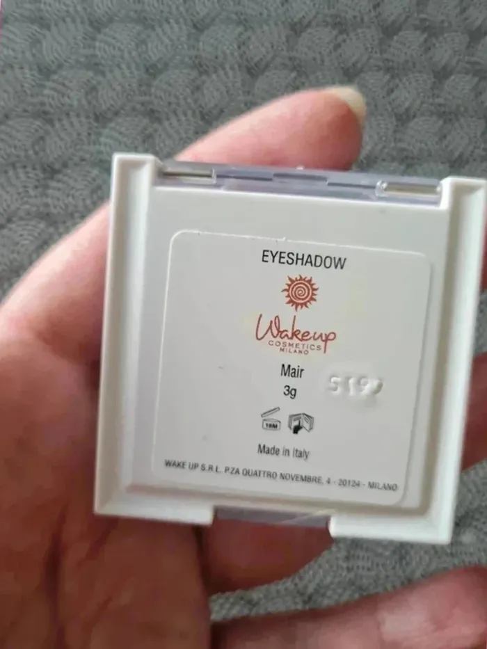 Maquillage yeux - photo numéro 3