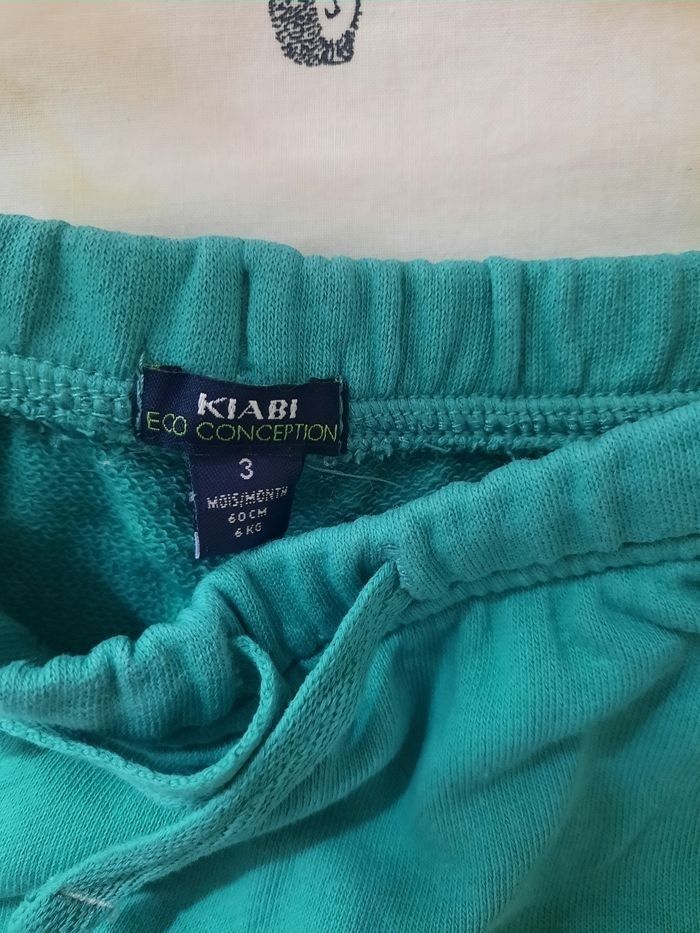 Short 3 mois - photo numéro 2