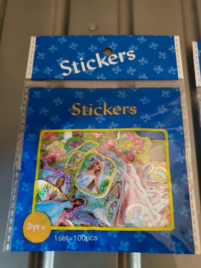 Lot stickers barbie - photo numéro 3