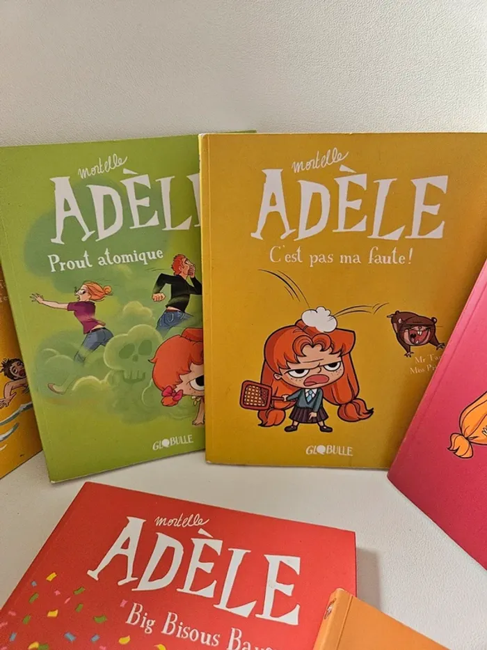 Lot 9 livres Mortelle Adèle - photo numéro 4