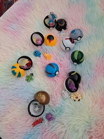Lot de pokeball pokemon