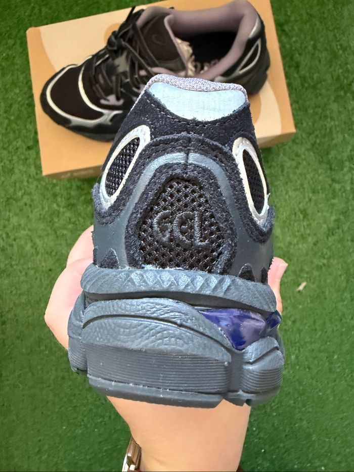 Asics gel Nyc black Purple graphite Grey 39 - photo numéro 5