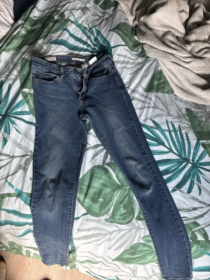 Levis femme 711