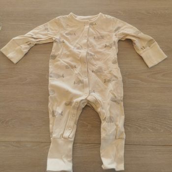 Grenouillère légère taille 6 mois kiabi