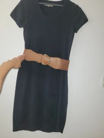 Robe noir ceinture marron
