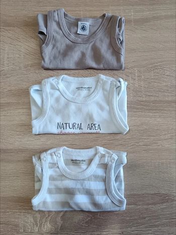C44 Lot bodies petit bateau, verbaudet 6 mois