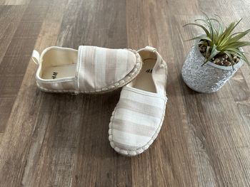 - Espadrilles H&M - Pointure 28 - Porté une fois