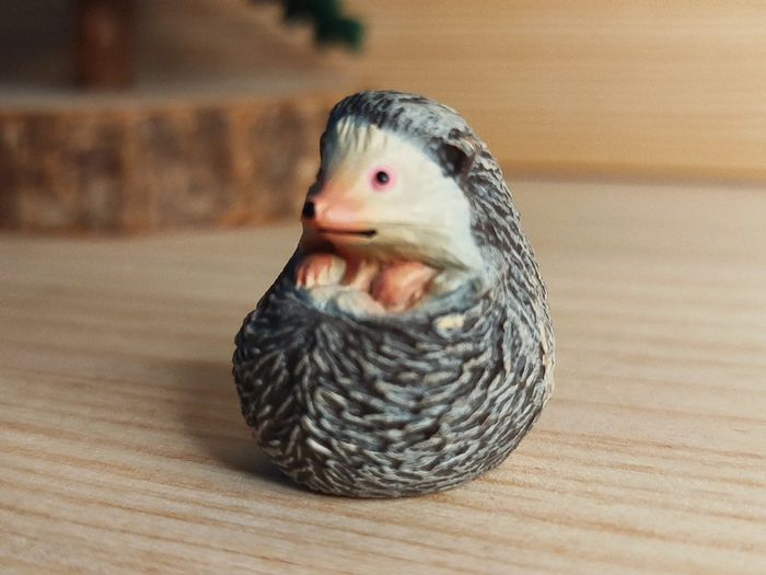 Figurine jeune hérisson Animal de la campagne - photo numéro 2