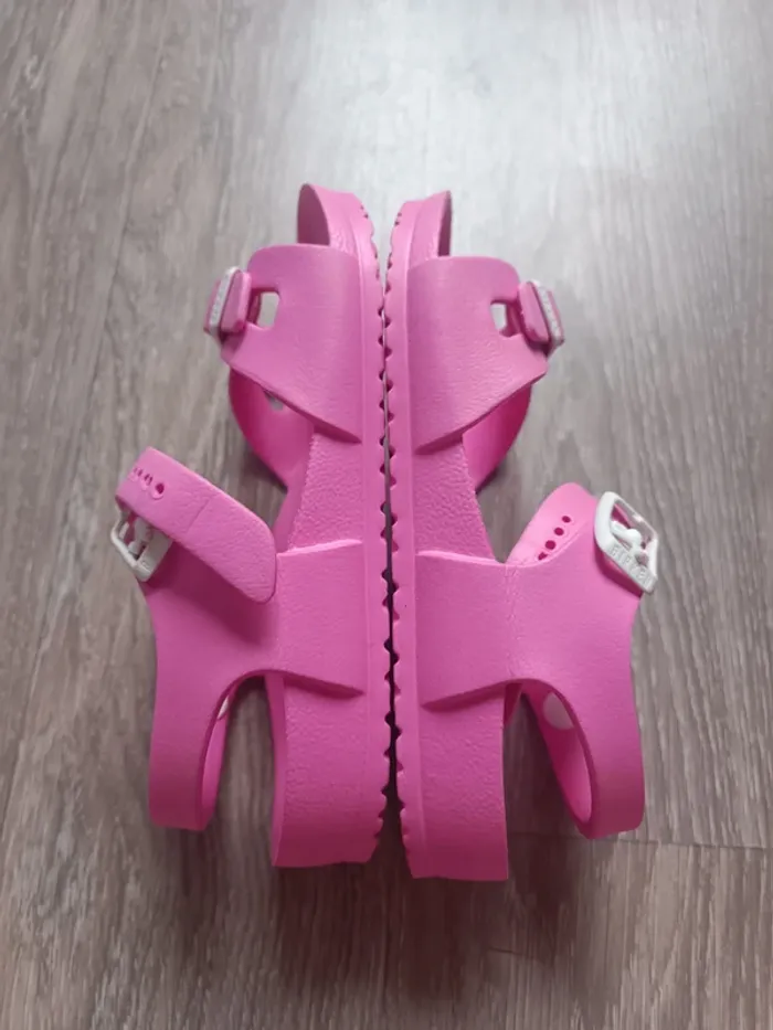 Birkenstock plastique 32 - photo numéro 5