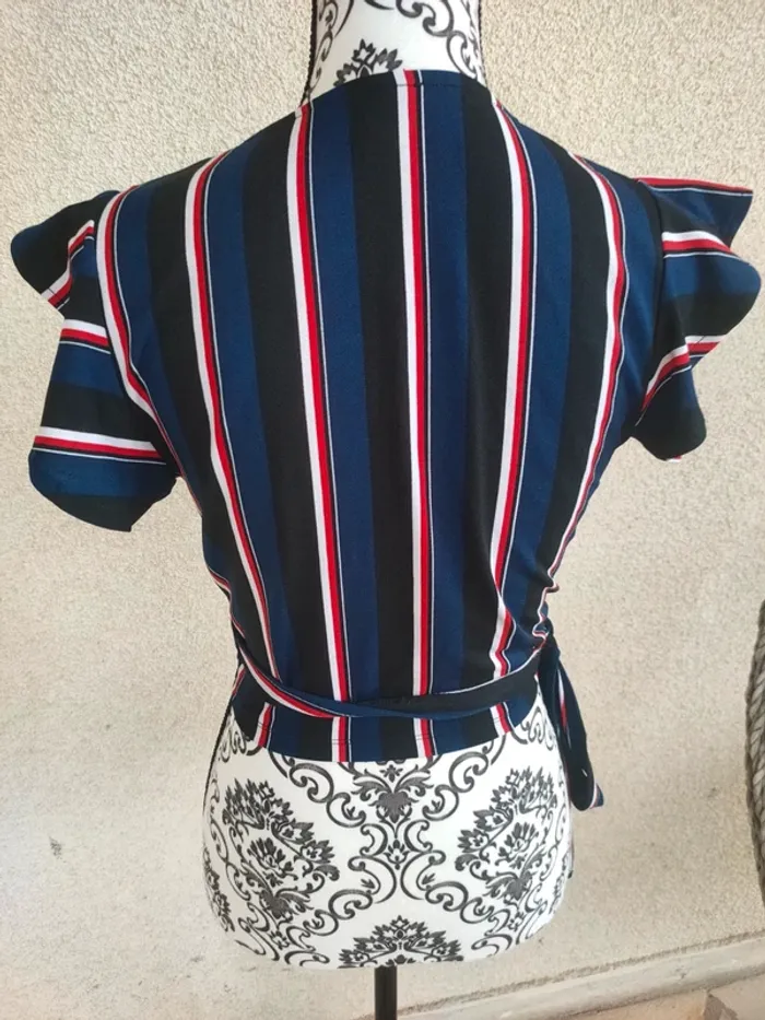 Crop top Jennyfer - photo numéro 2