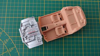 Châssis intérieur + moteur pièce détachée miniature Maisto Ferrari 550 Maranello 1/24 #B74