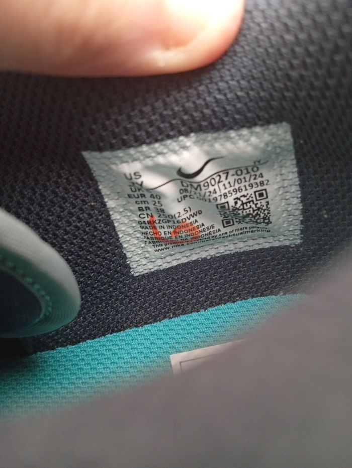 Baskets Nike neuves - photo numéro 7