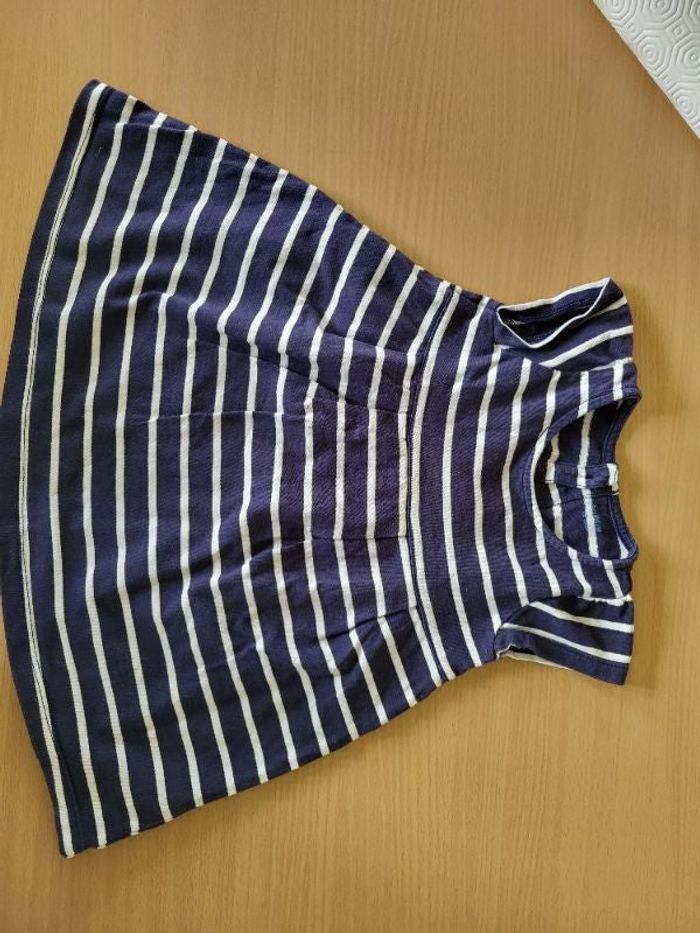 Robe manche courte