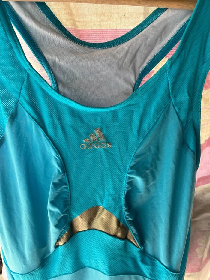 Robe de tennis - photo numéro 2
