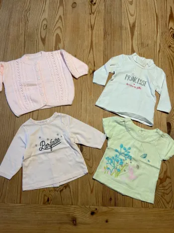 Lot 3 mois fille