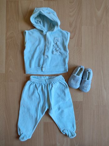 Lot ensemble tout doux + chausson Kiabi en 1M