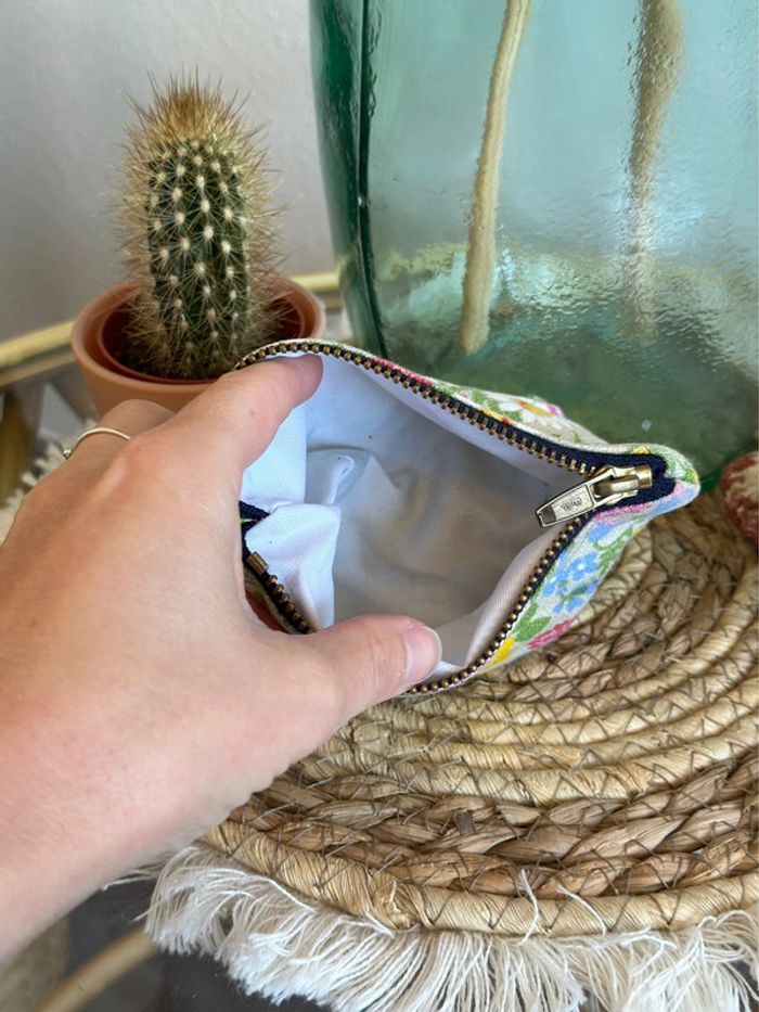 Petit porte-monnaie upcycling imprimé fleuri coloré - photo numéro 6