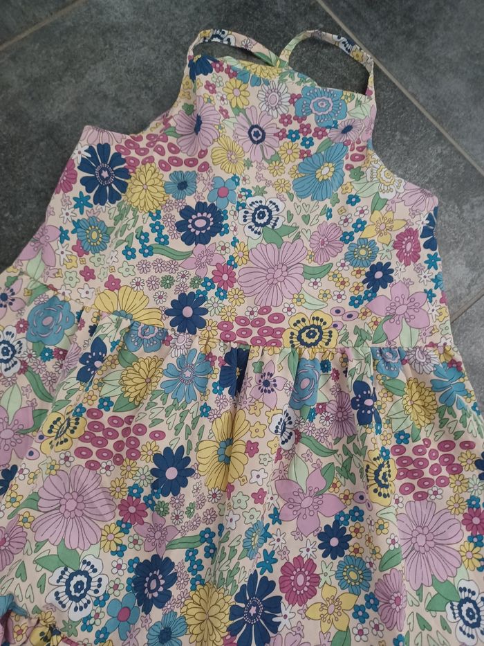 Superbe robe fleuri - photo numéro 2