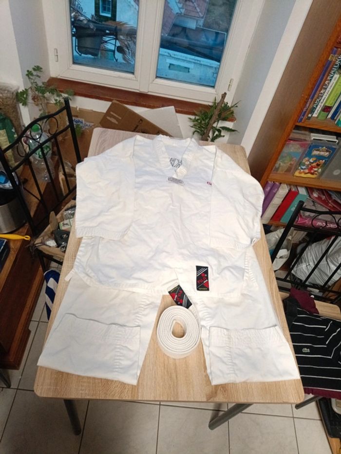 Tenue de taekwondo
