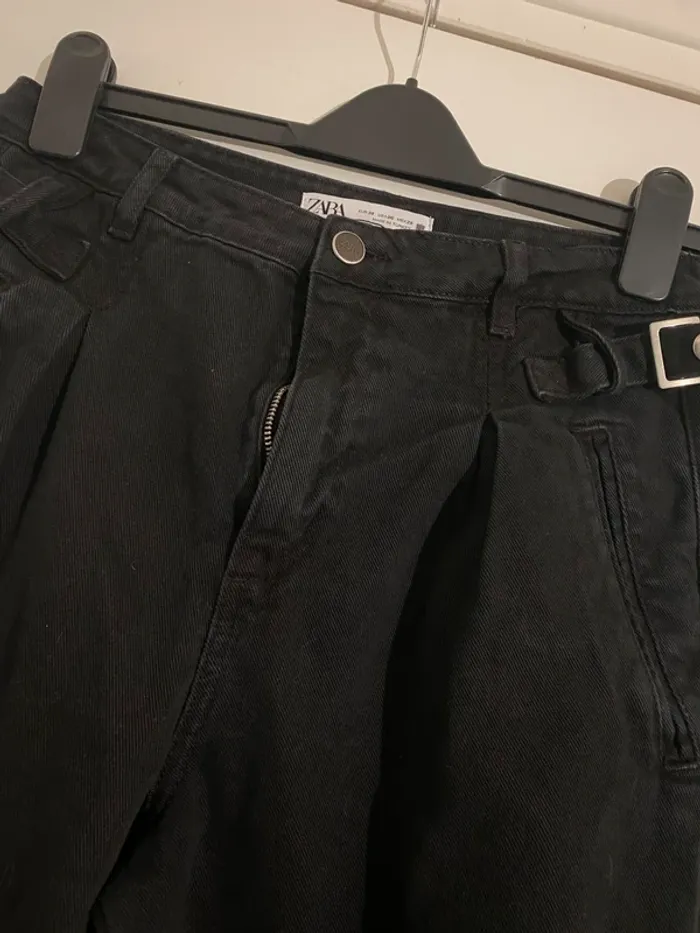 Jean Noir 3/4 Taille Haute Zara - photo numéro 2