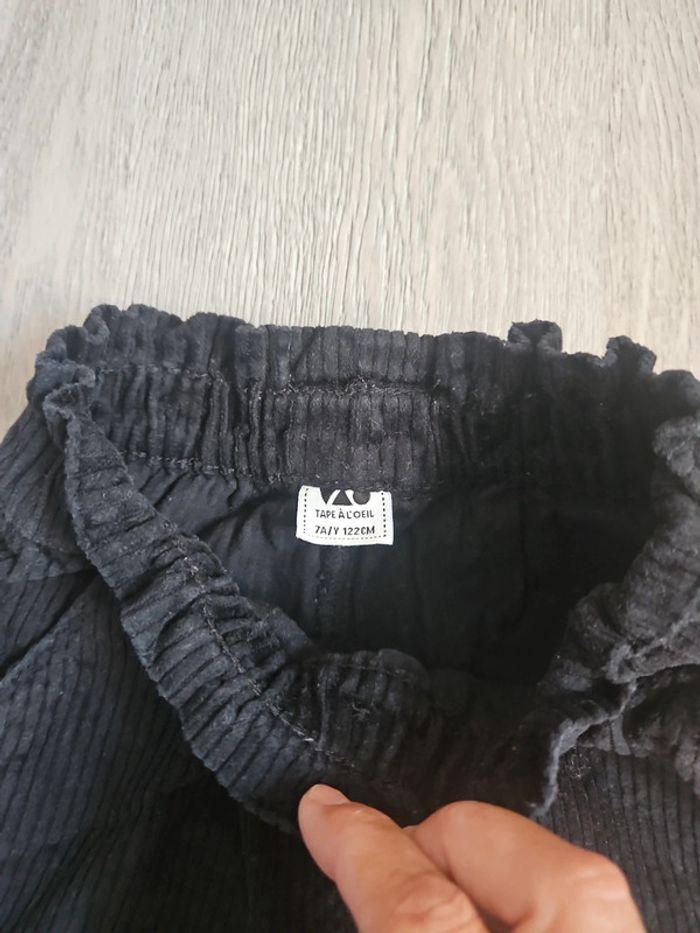 Short tape à l'œil - photo numéro 3