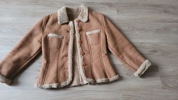VESTE FEMME CINTREE TAILLE 40 NEUVE
