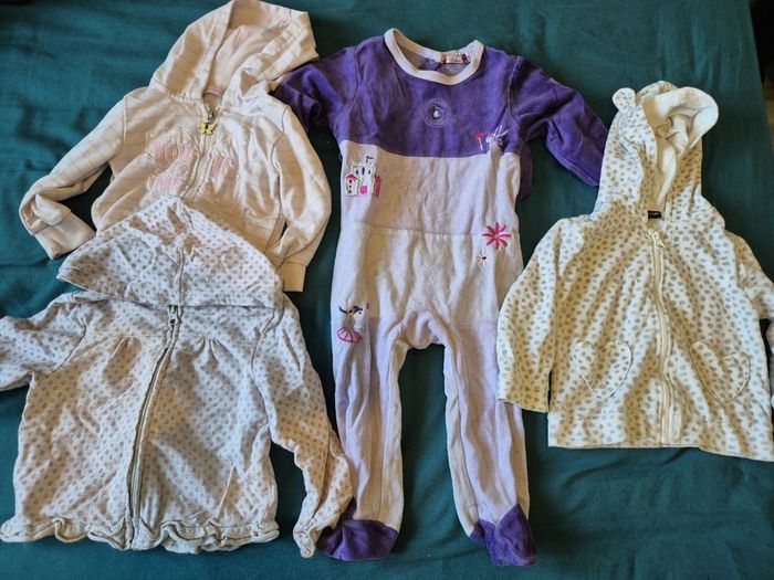 Petit lot 18 mois fille - photo numéro 2