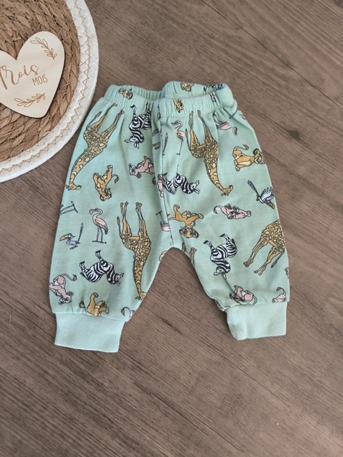 Pantalon 3 mois - photo numéro 2
