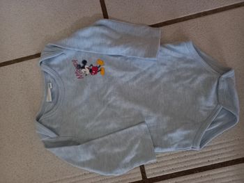 Bodies  12 mois  Disney