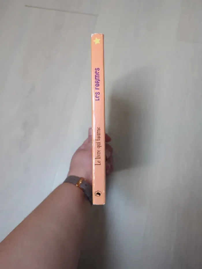 Le livre qui tourne Les formes - photo numéro 3