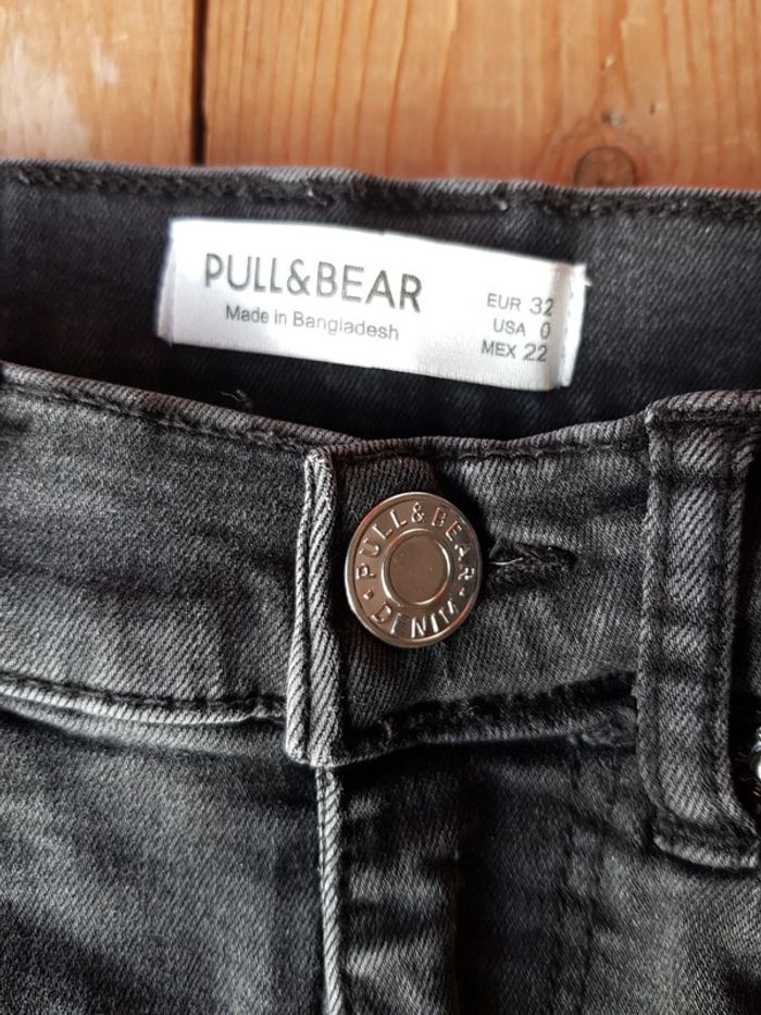 Jean pull & bear - photo numéro 2