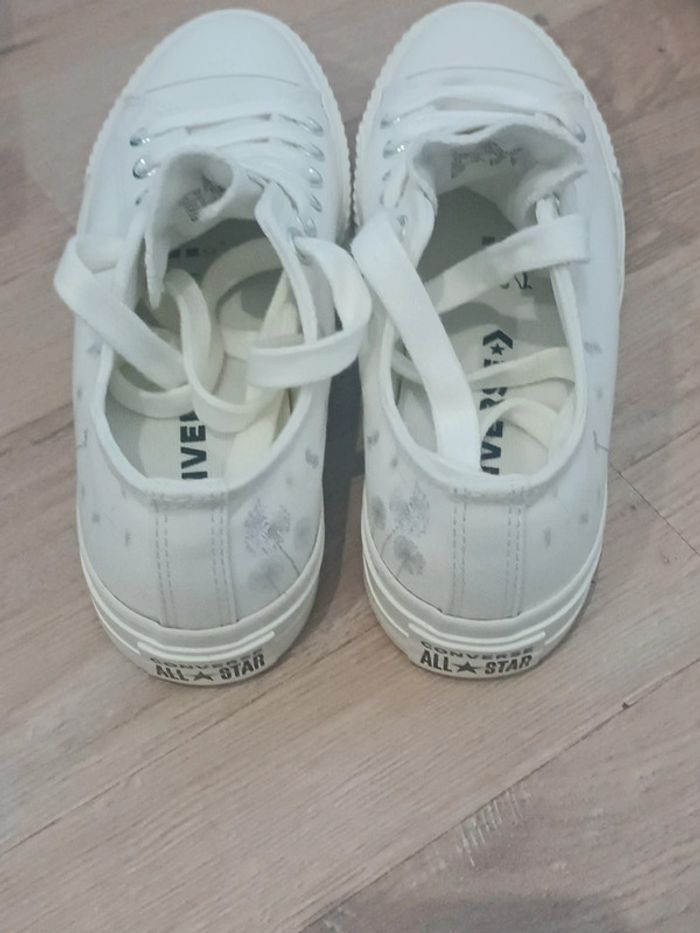 Converse Chuck Taylor All Star Lift Platform Flowers - photo numéro 3