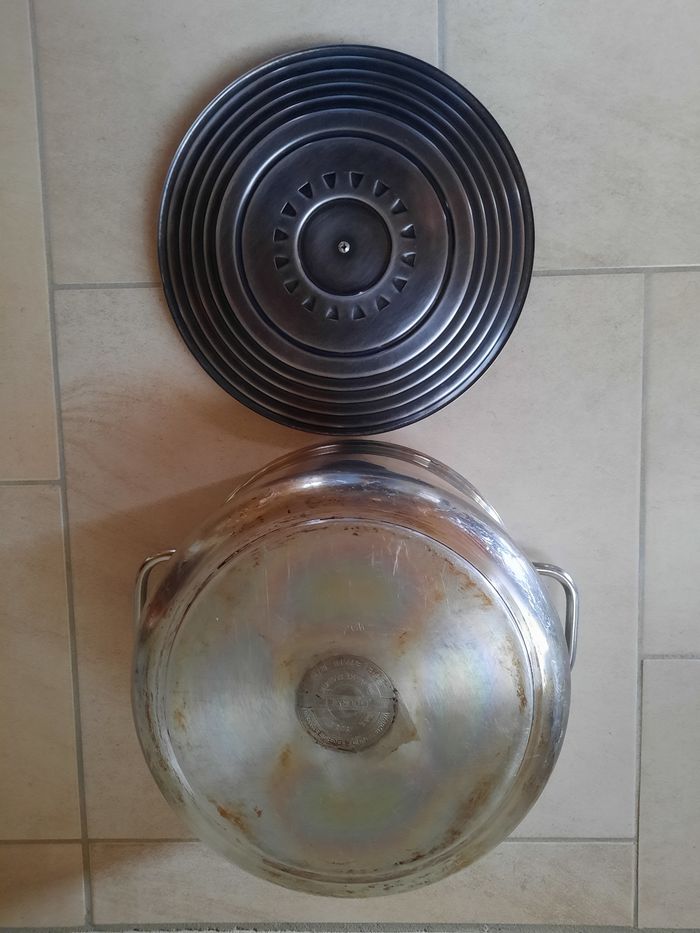 Cocotte / faitout/ marmite - photo numéro 4