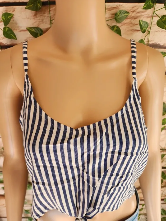 🌸Croptop Marinière 🌸Ardene🌸Taille 40🌸Neuf🌸 - photo numéro 2