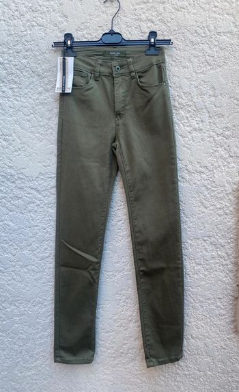 Jean kaki regular fit Sarah John femme T34 neuf étiqueté