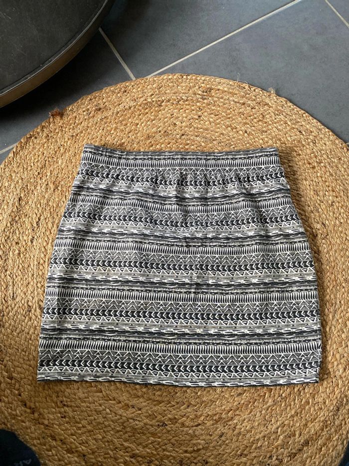 Jupe légère motif aztèque
